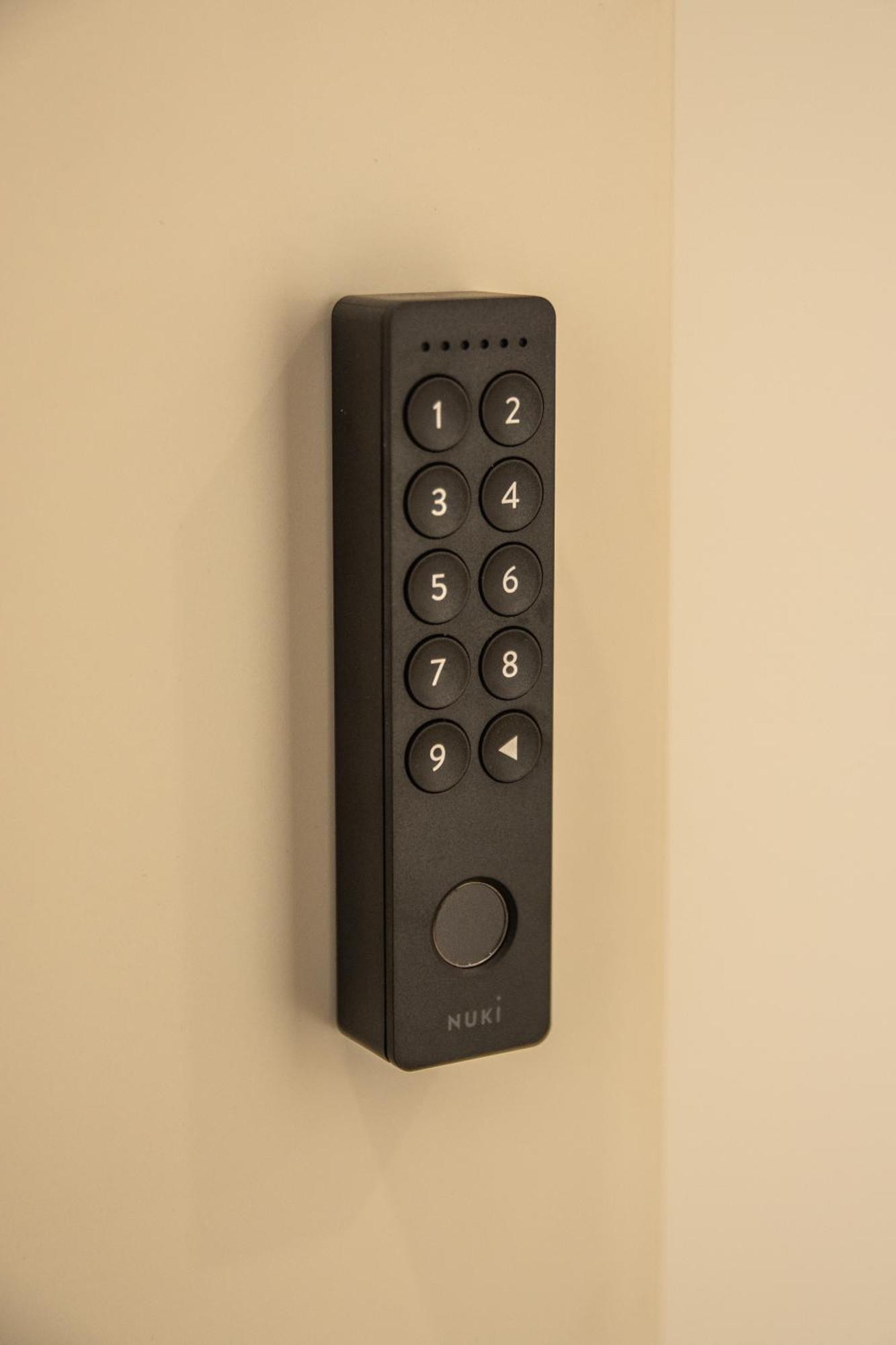 Flair Homes - Design Apartments With Smart-Tv, Self Check-In & Free Parking Karlsruhe Bagian luar foto